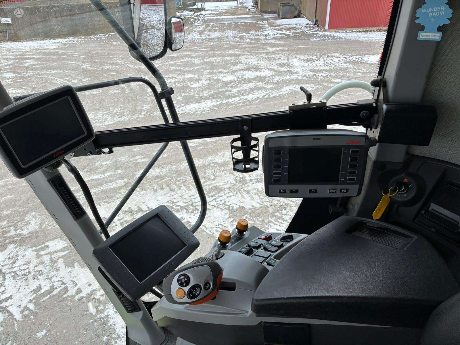 Claas Lexion 770 TerraTrac - Image 5