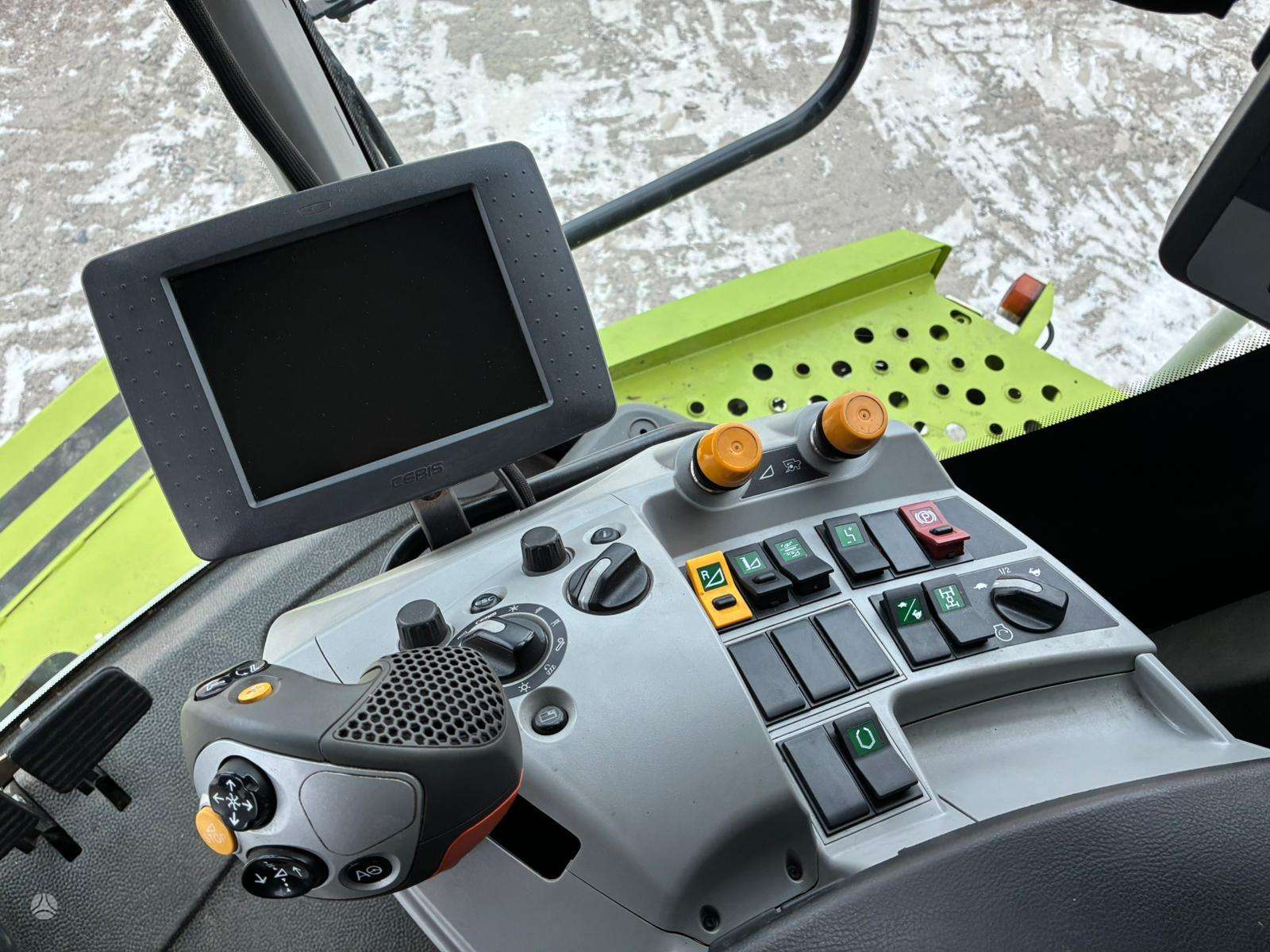 Claas Lexion 770 TerraTrac - Image 8