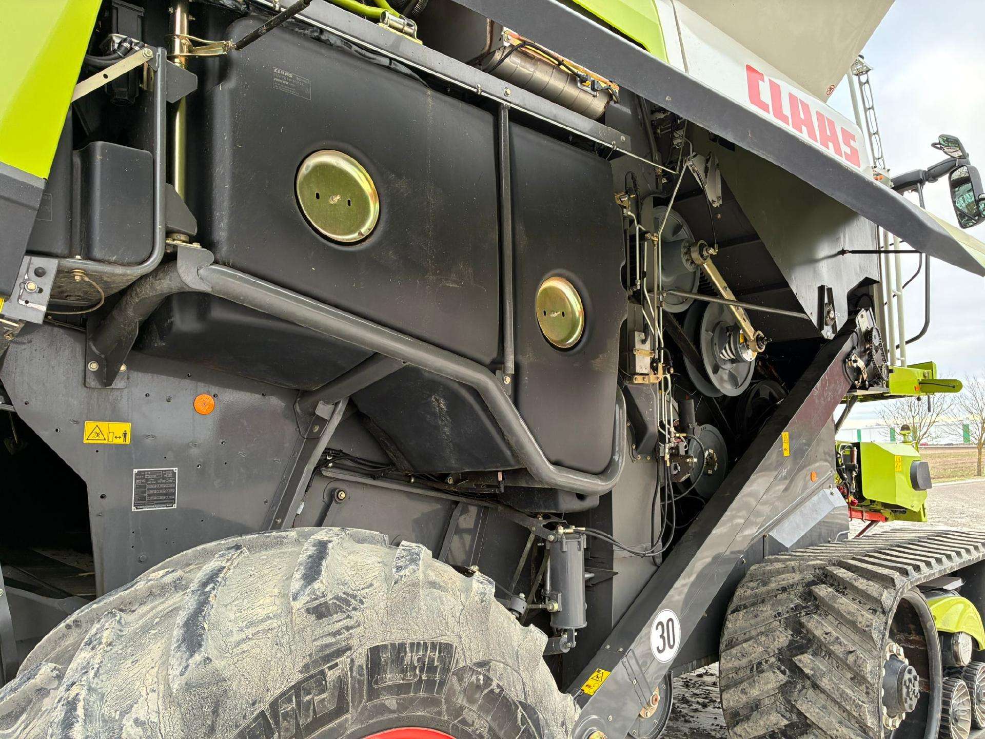 Claas Lexion 770 TerraTrac - Image 21