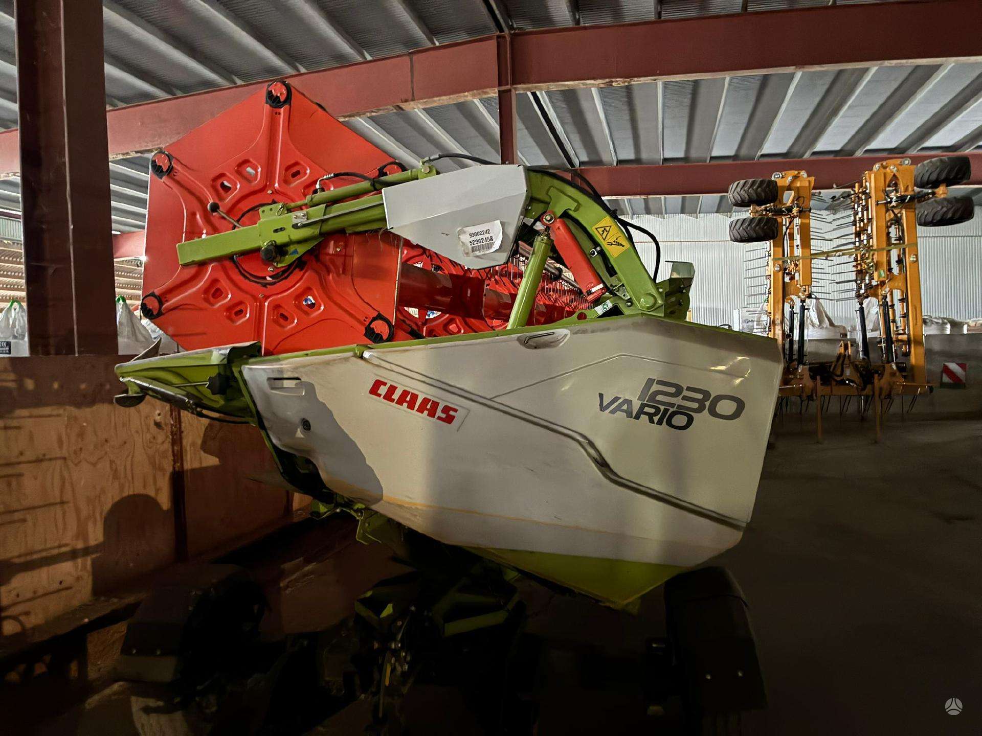 Claas Lexion 770 TerraTrac - Image 25