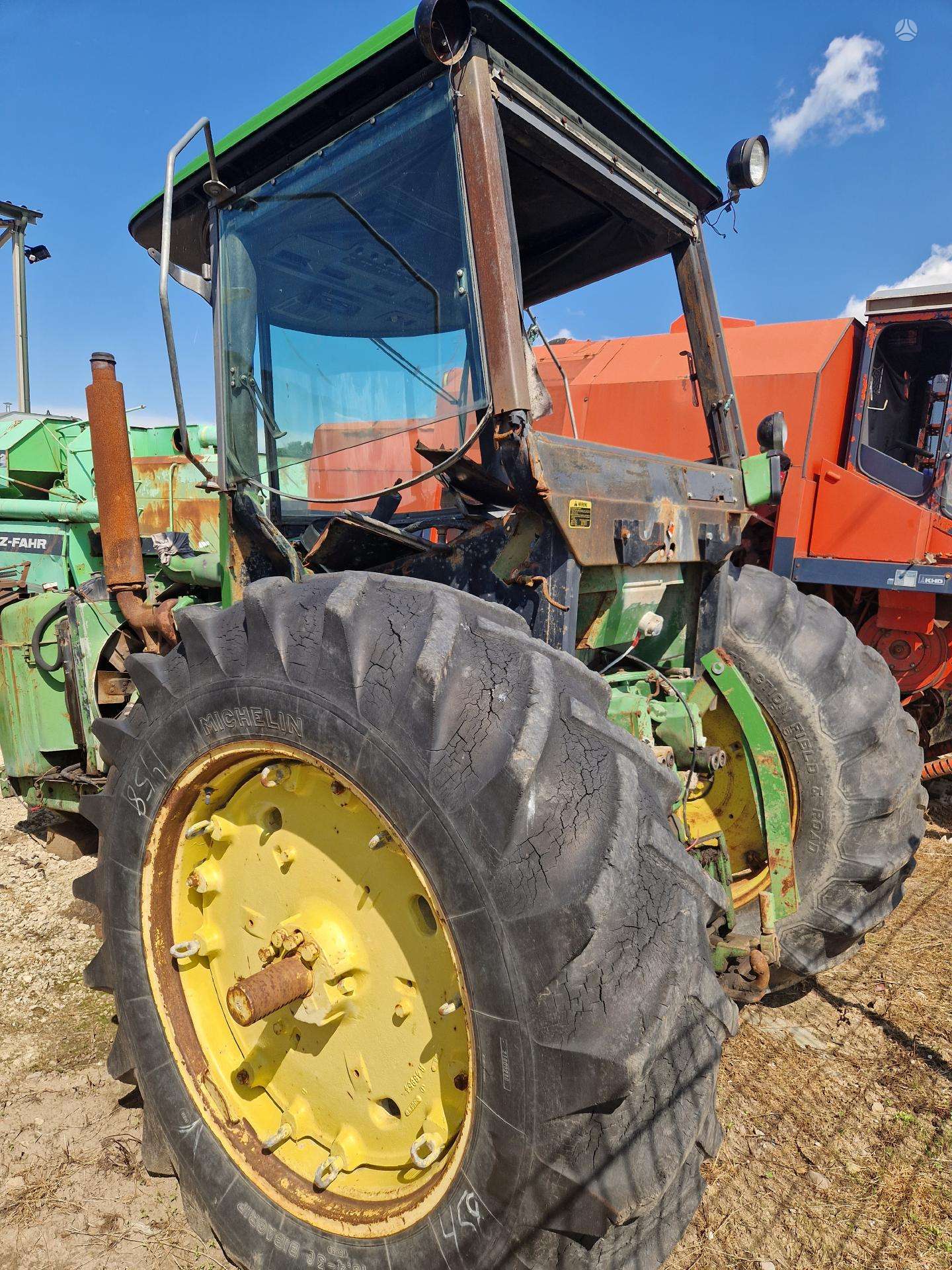 John Deere 4440 - Image 2