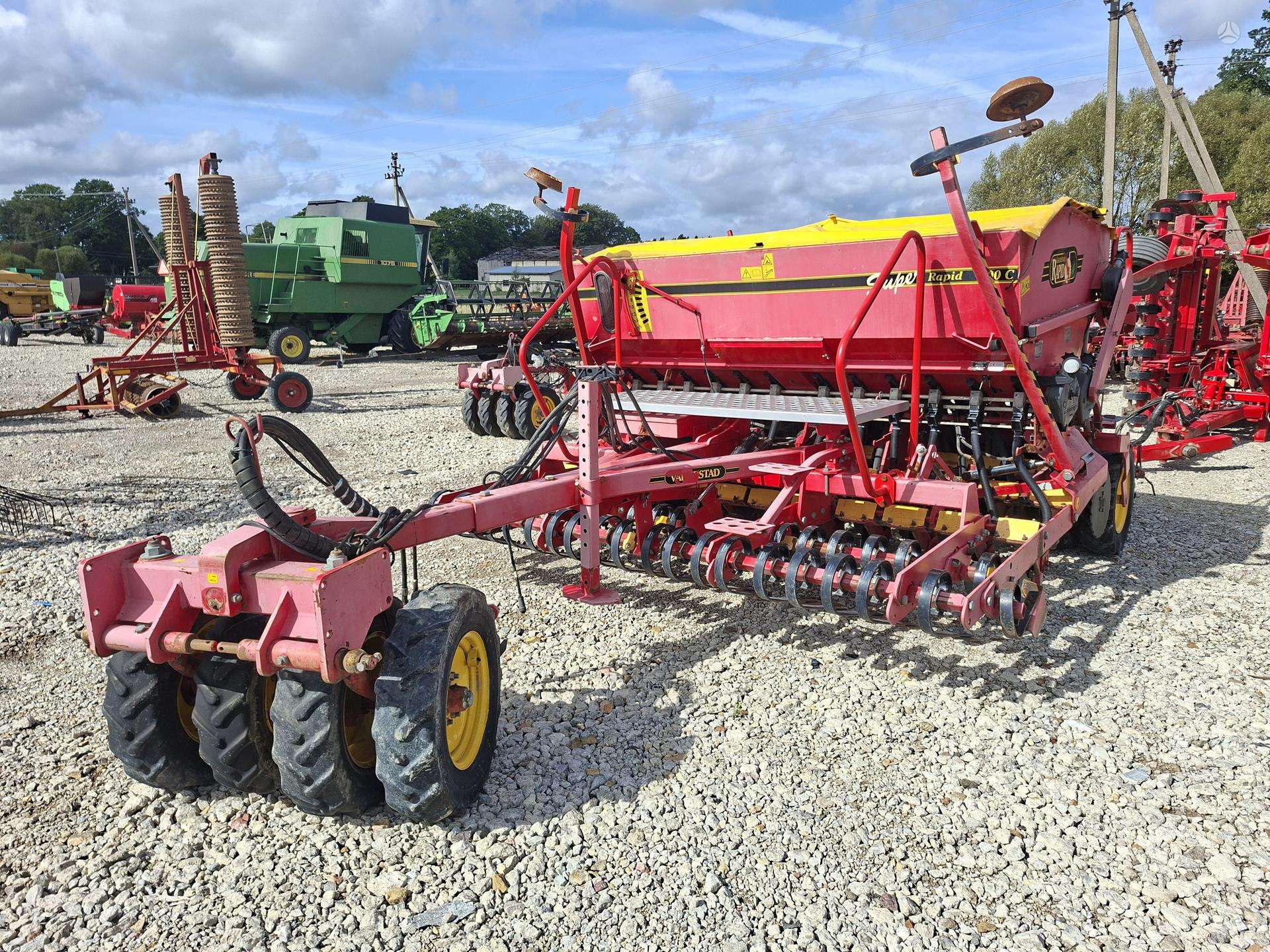 Vaderstad RAPID 300C SUPER XL - Image 3