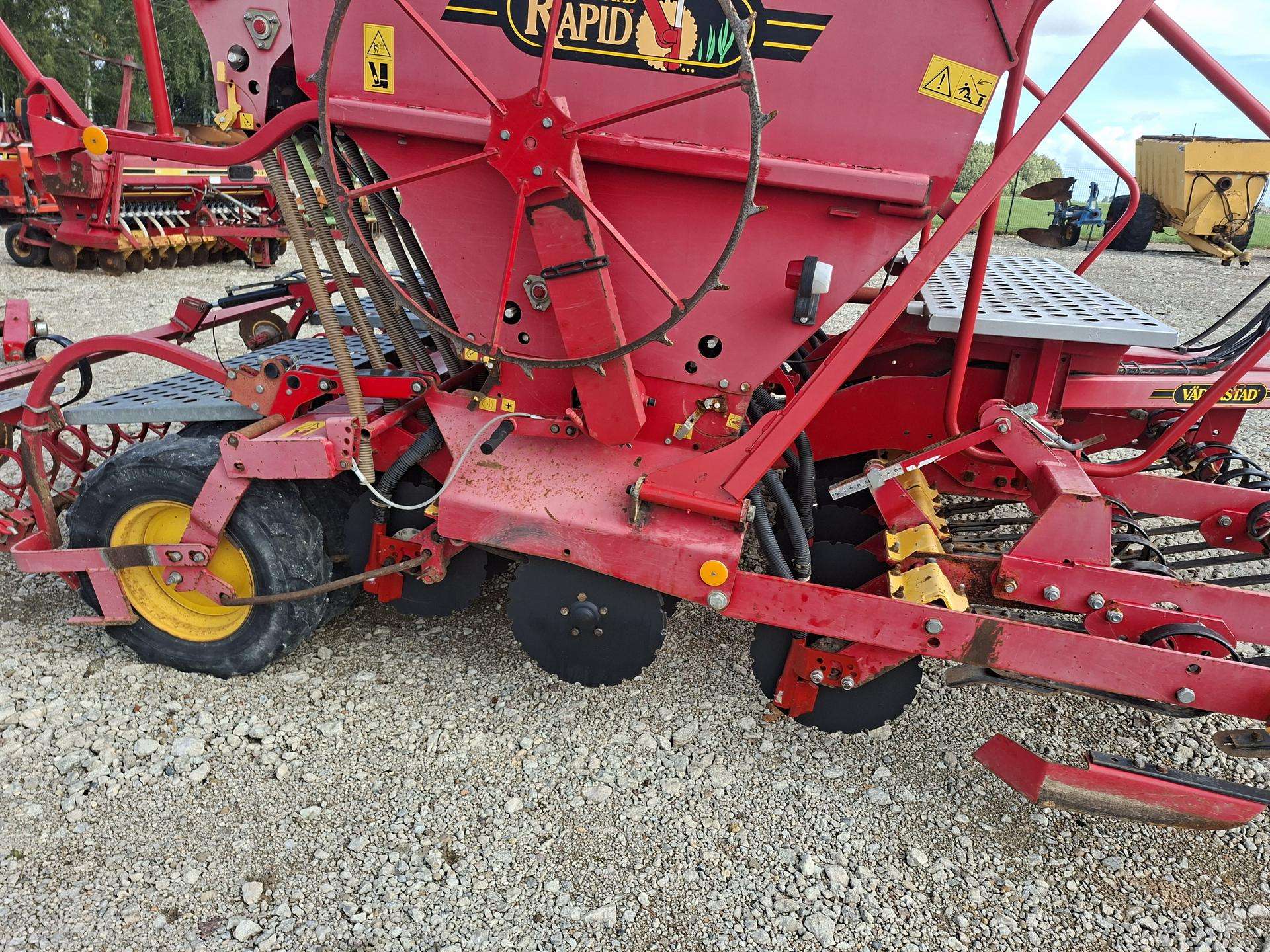 Vaderstad RAPID 300C SUPER XL - Image 6